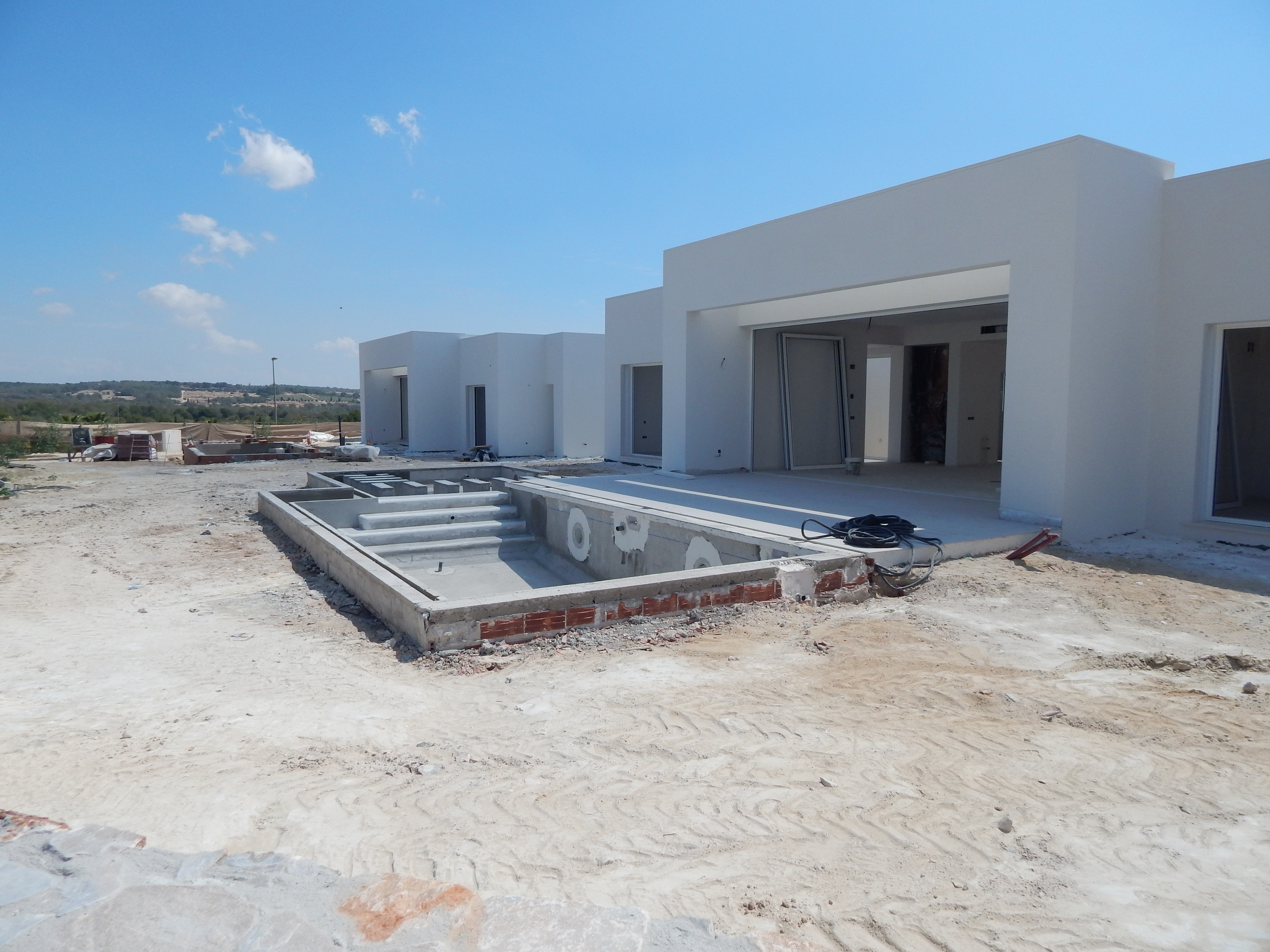 Choose you villa design and finishes Luxury Golf Property - Construction 004